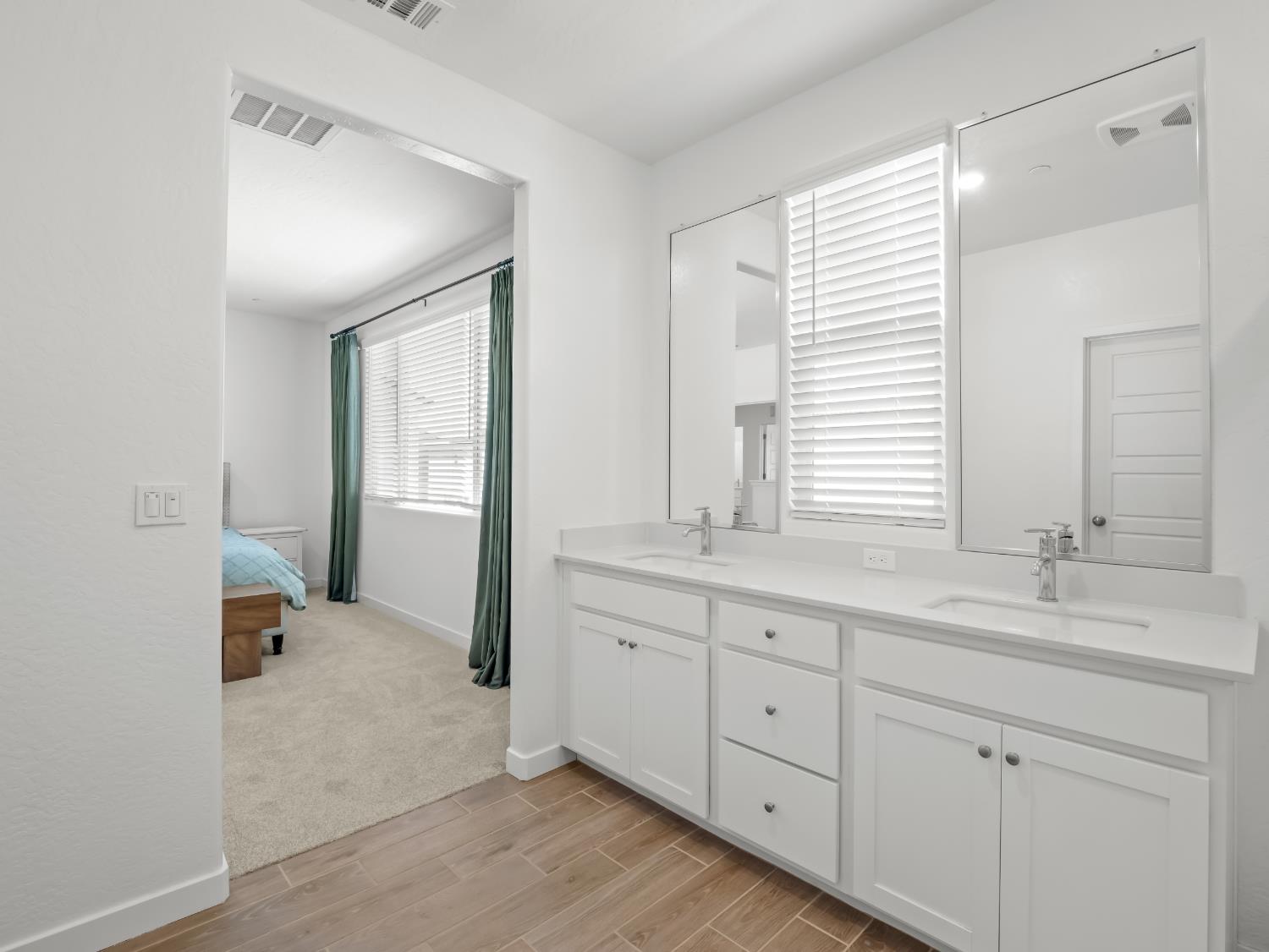 4086 Sagebrush Rd, Madera, CA 93636