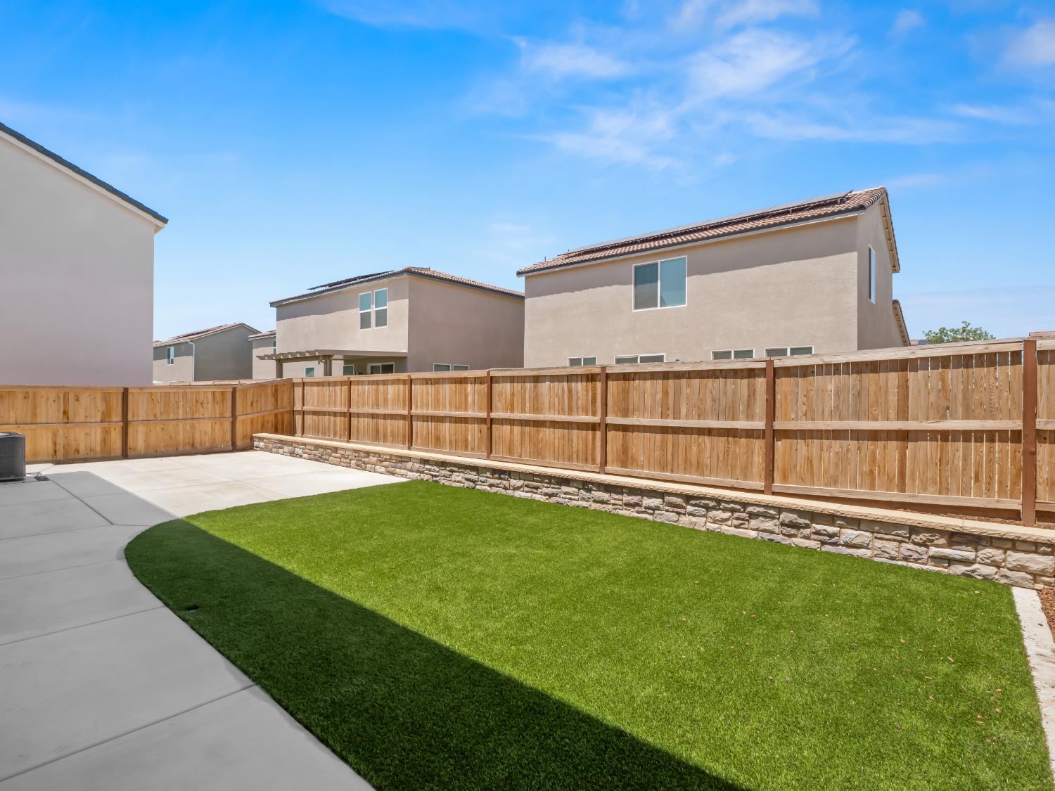 4086 Sagebrush Rd, Madera, CA 93636