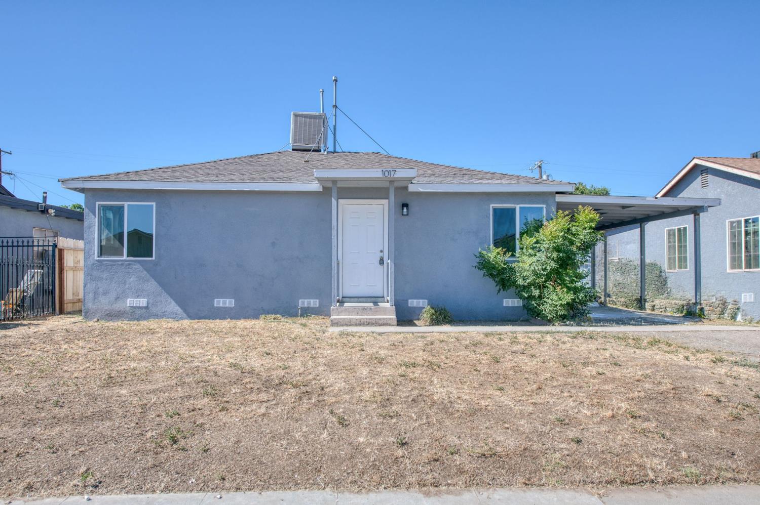 1017 E Vine Ave, Fresno, CA 93706