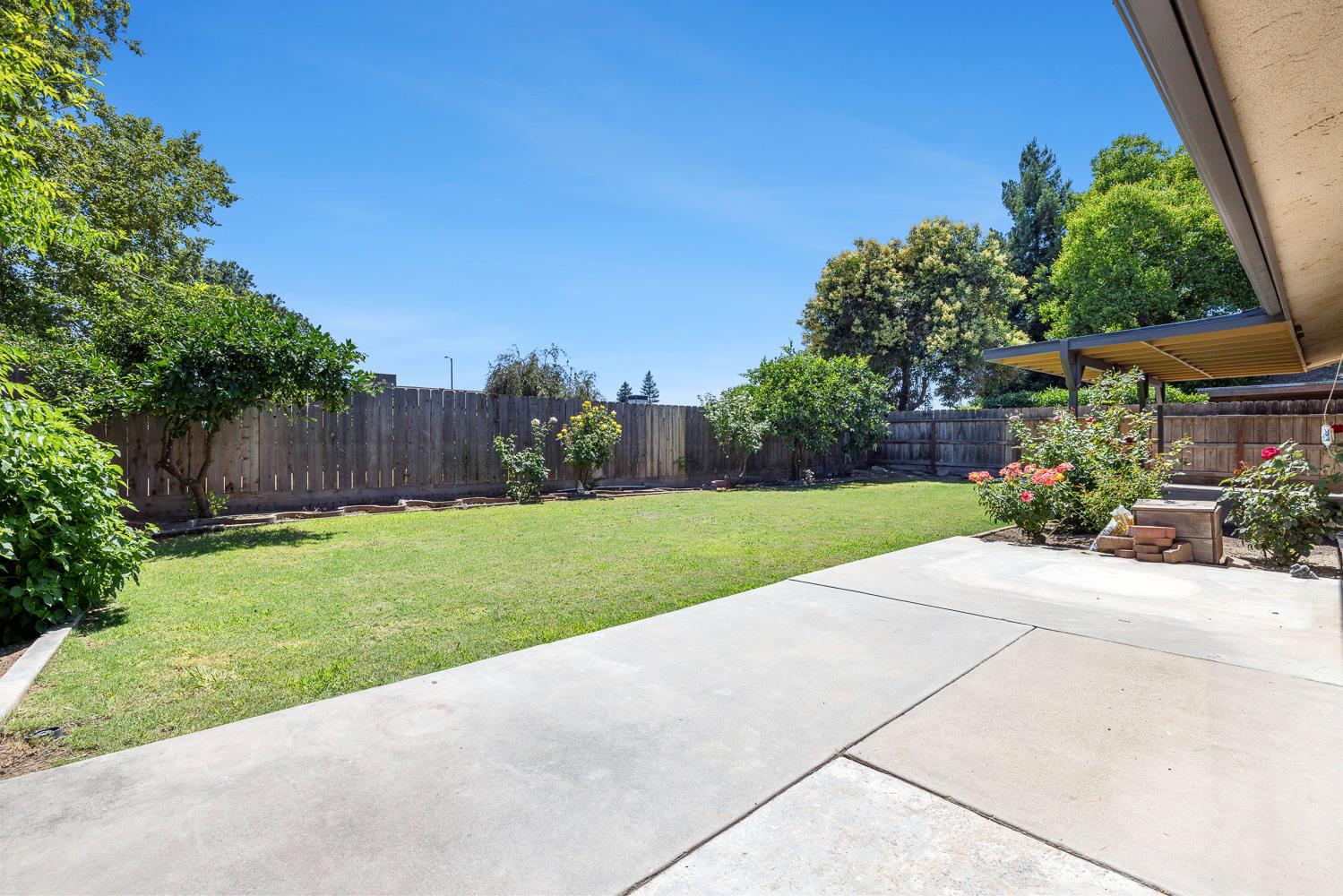 1468 Morris Ave, Clovis, CA 93611