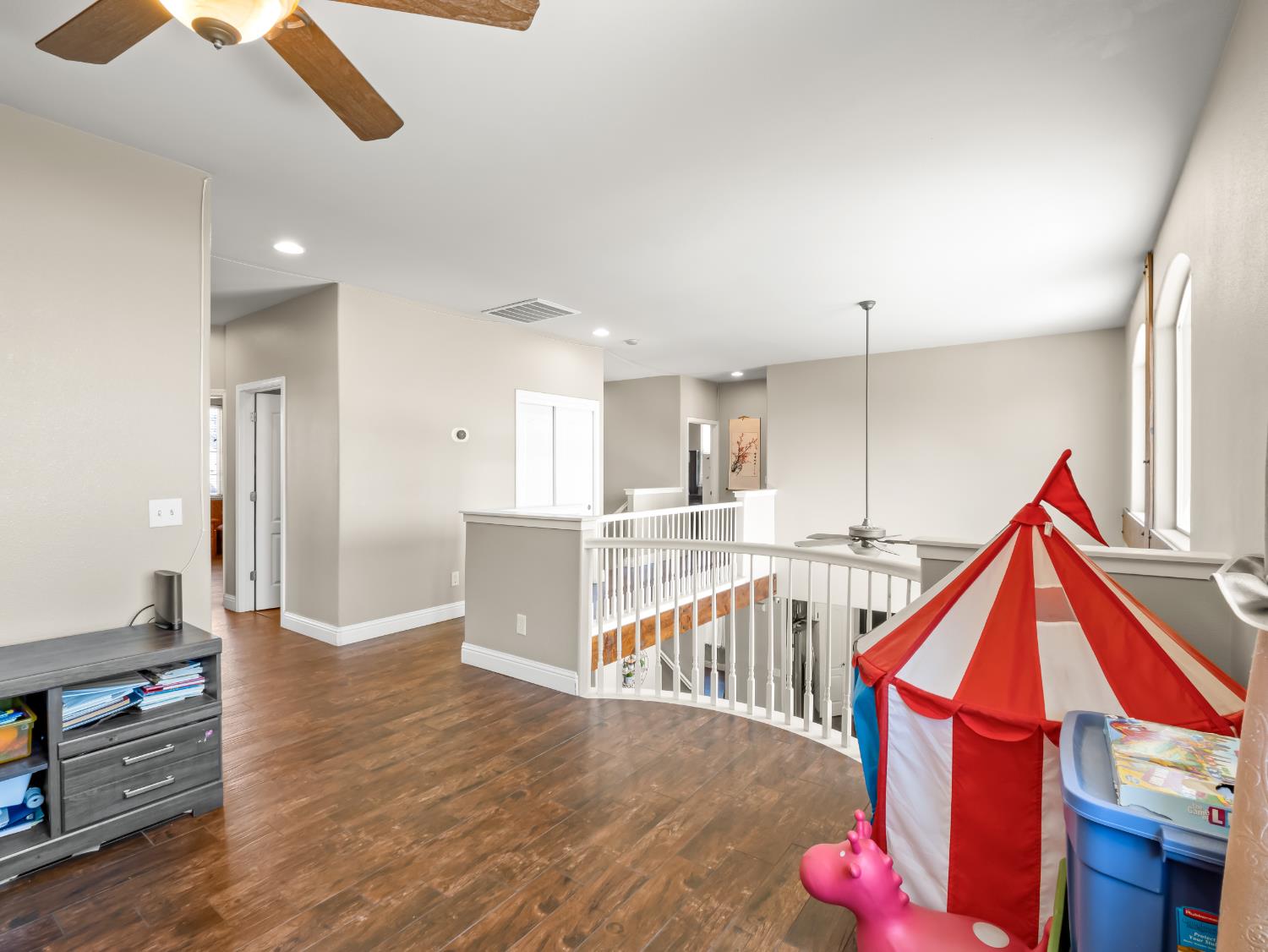 2686 Robinwood Ave, Clovis, CA 93611