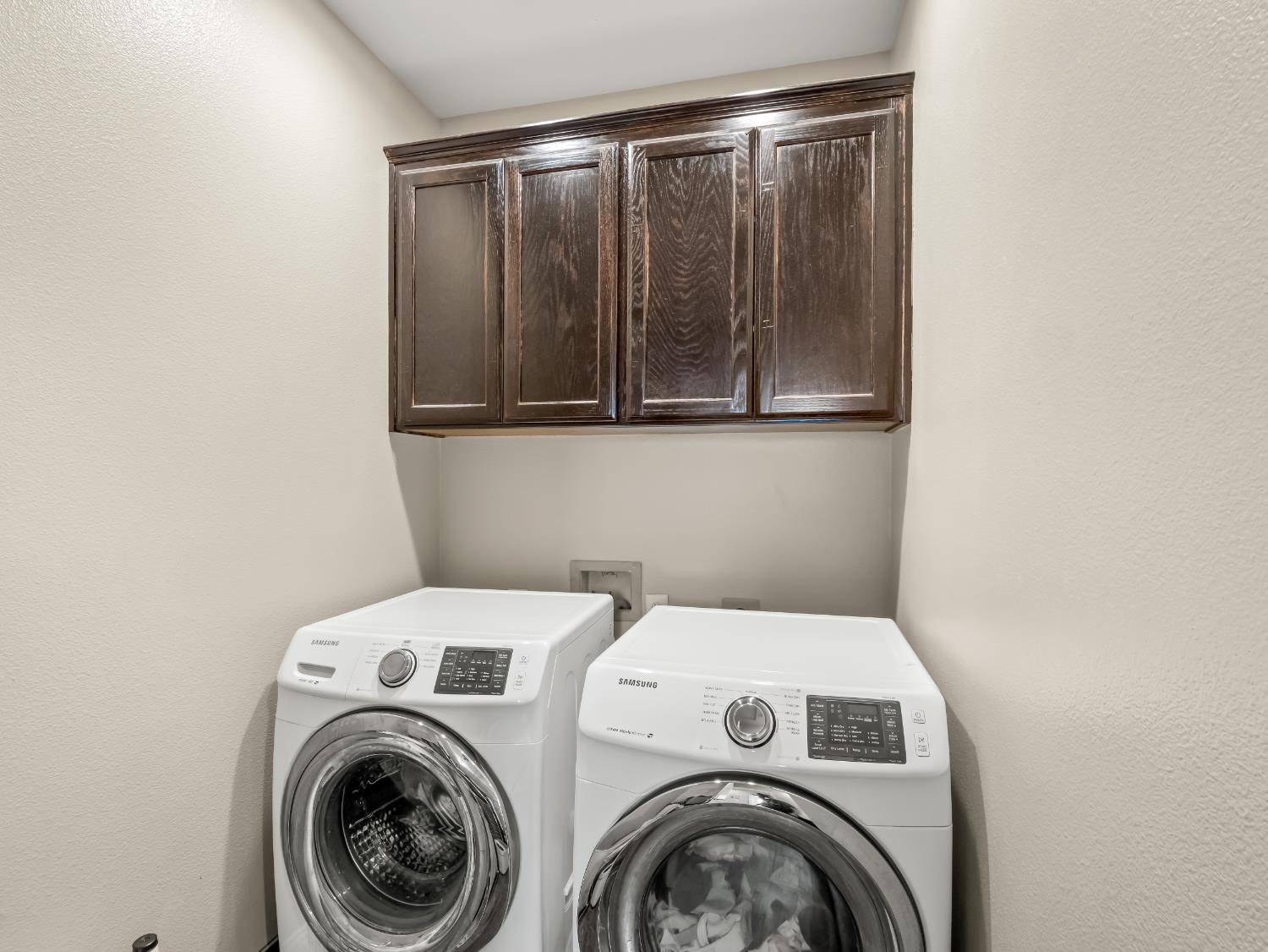 2686 Robinwood Ave, Clovis, CA 93611