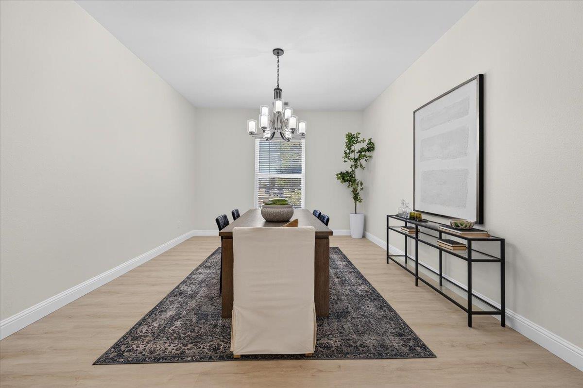 103 W Polson Ave, Clovis, CA 93612