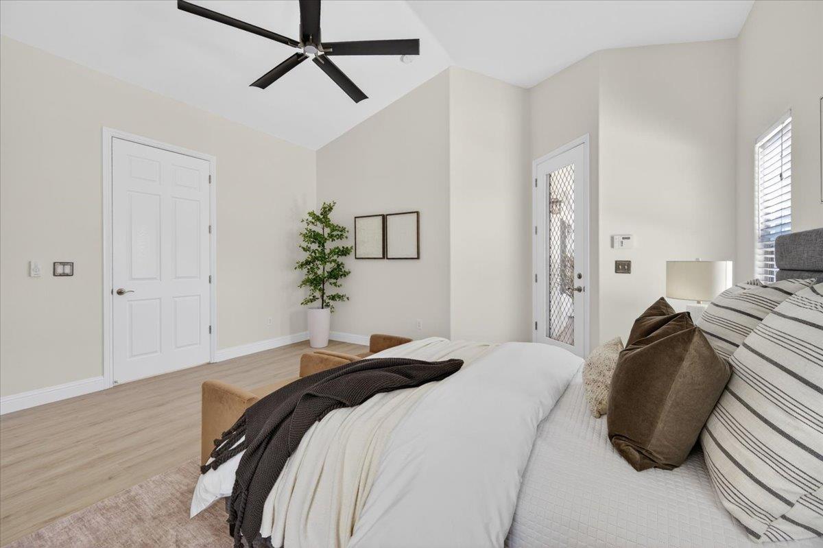 103 W Polson Ave, Clovis, CA 93612