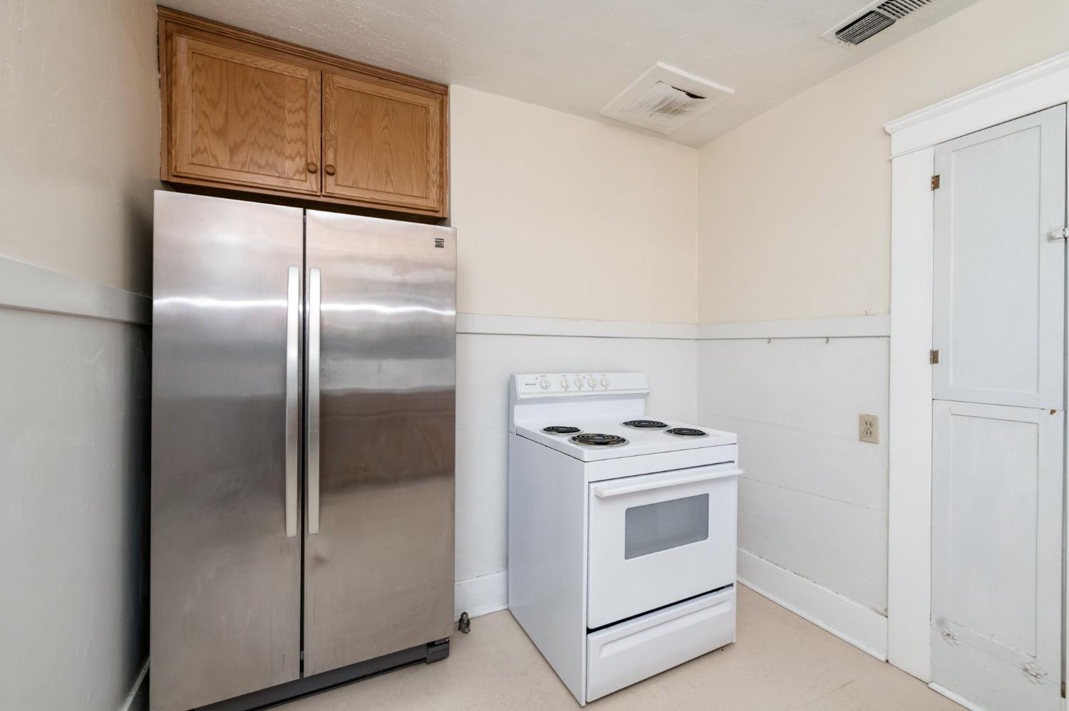 546 E Michigan Ave, Fresno, CA 93704