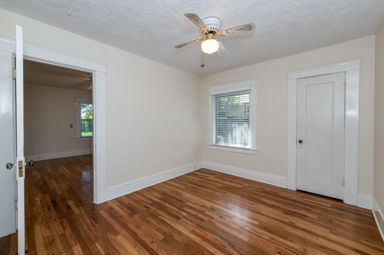 546 E Michigan Ave, Fresno, CA 93704