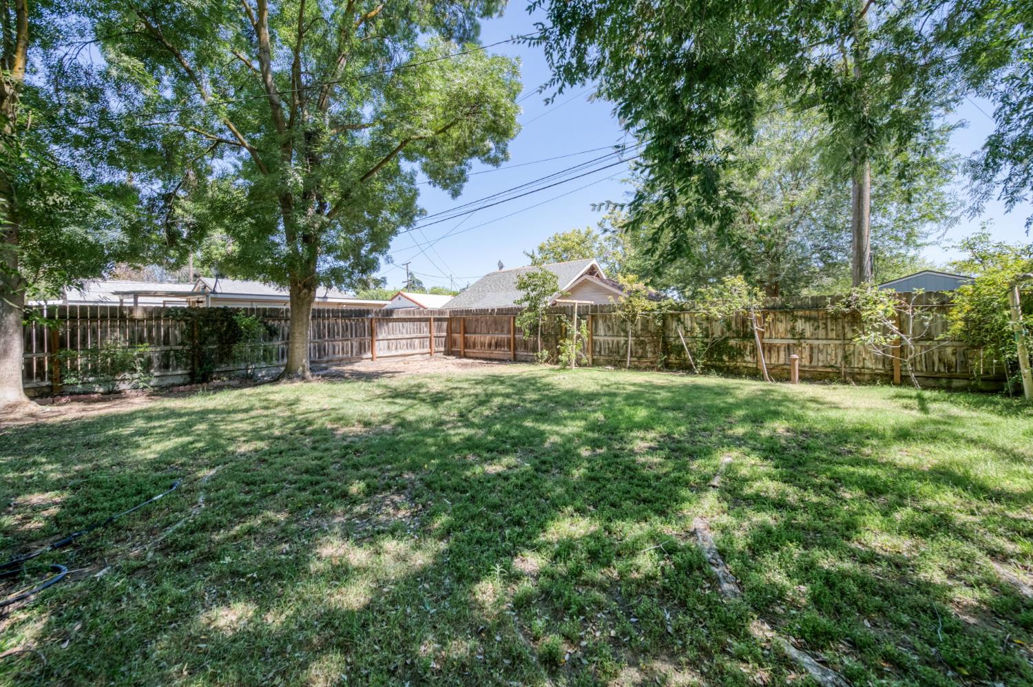 546 E Michigan Ave, Fresno, CA 93704