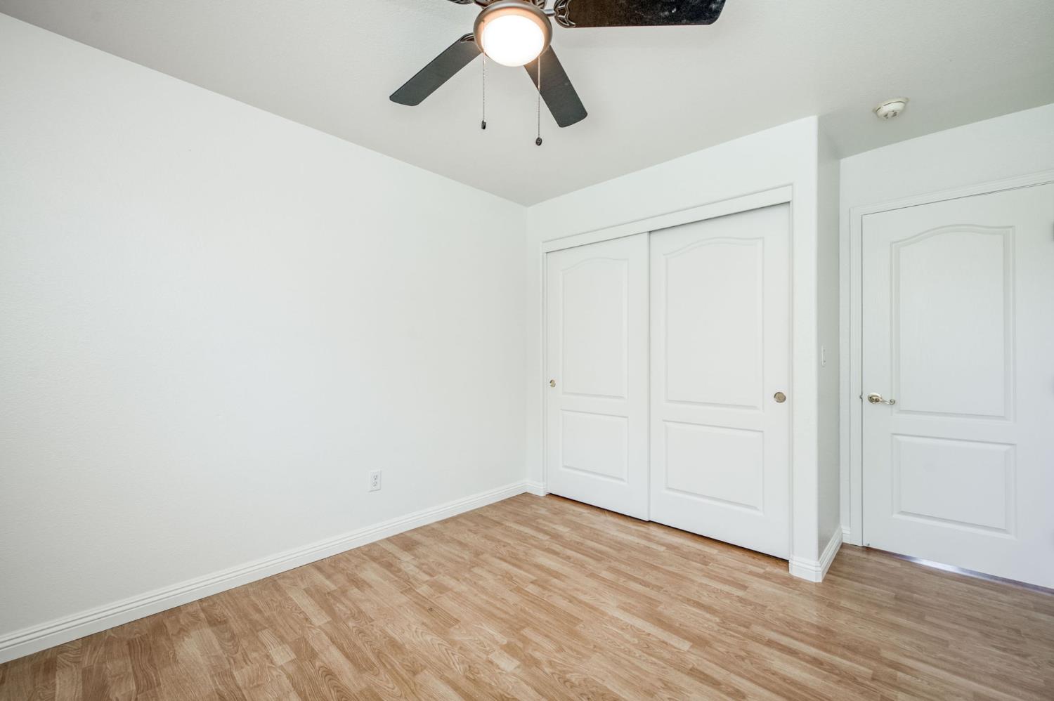 4829 W Cherry Ct, Visalia, CA 93277