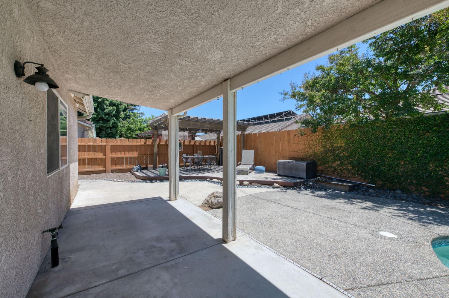 4829 W Cherry Ct, Visalia, CA 93277