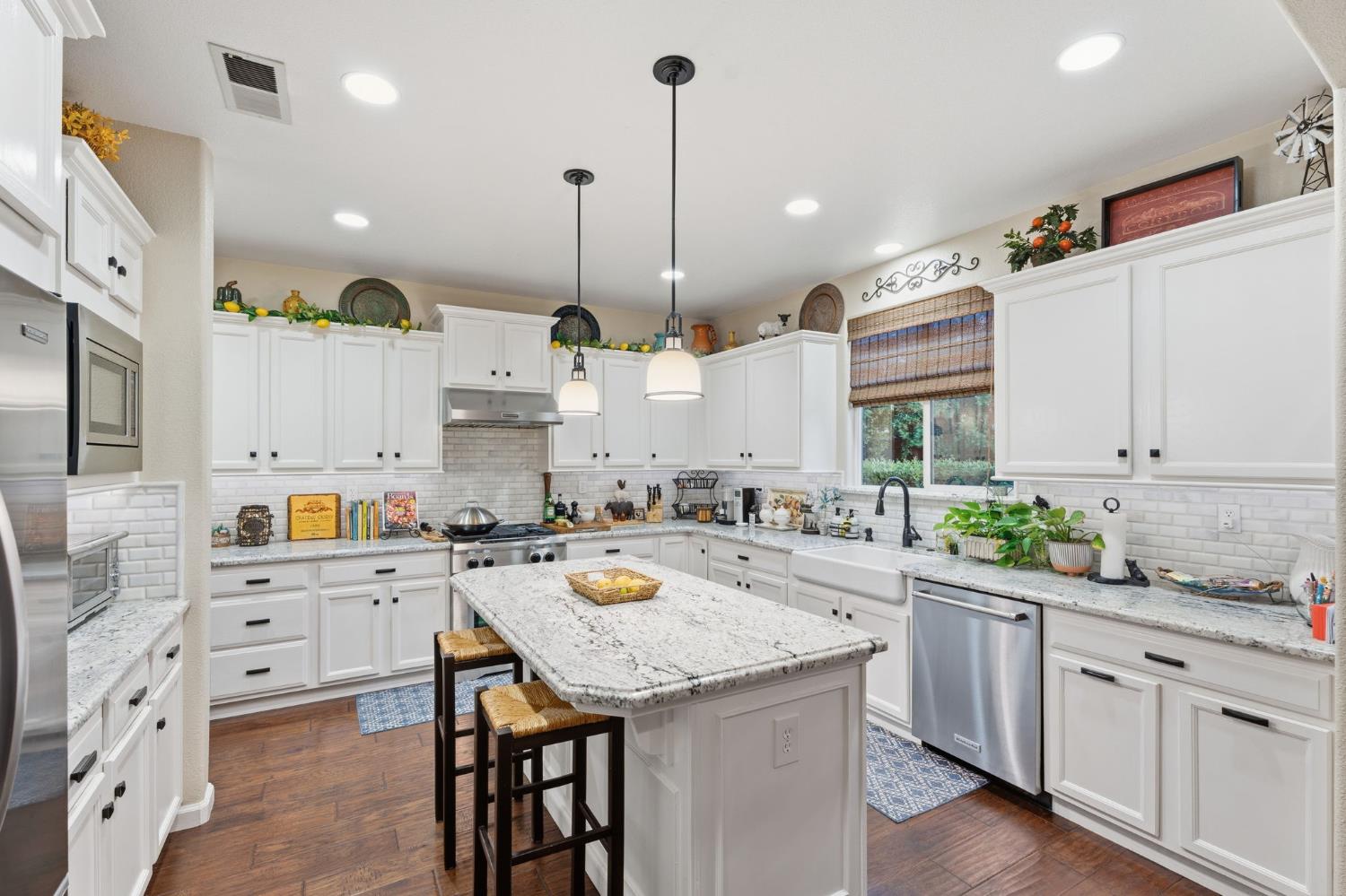 6551 E Orleans Ave, Fresno, CA 93727