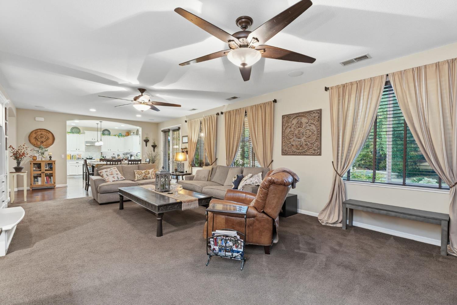 6551 E Orleans Ave, Fresno, CA 93727