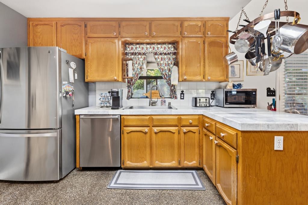 46250 Brookside Rd, Miramonte, CA 93641