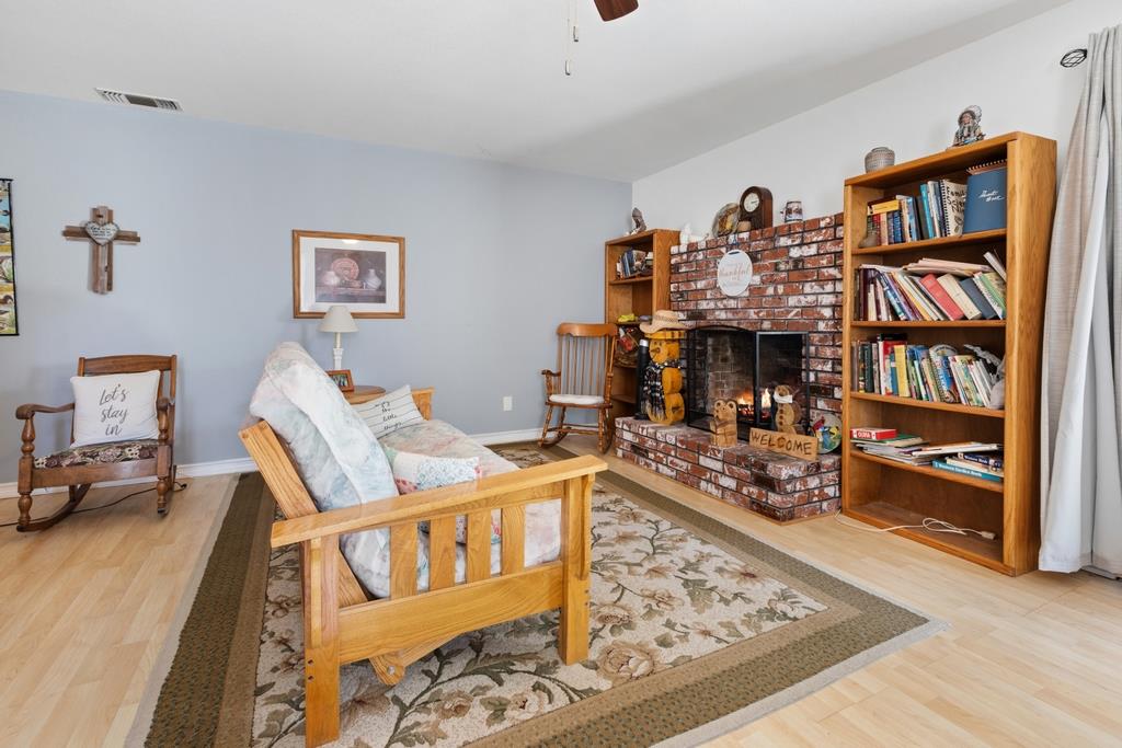 46250 Brookside Rd, Miramonte, CA 93641
