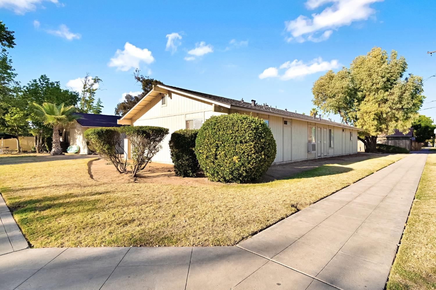 1504 N San Pablo Ave #101, Fresno, CA 93728