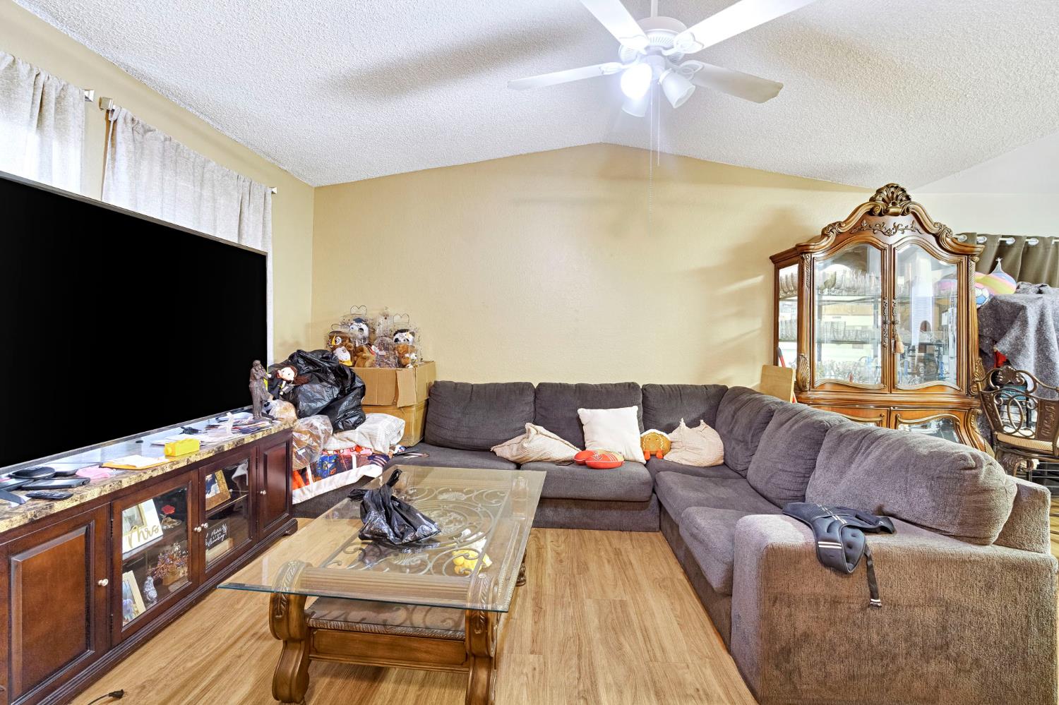 1504 N San Pablo Ave #101, Fresno, CA 93728