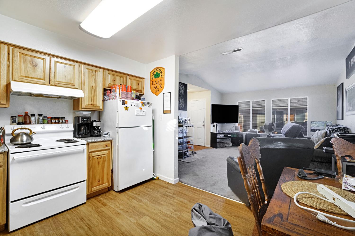1504 N San Pablo Ave #101, Fresno, CA 93728