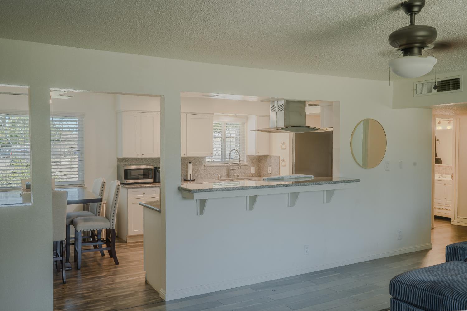 712 W Sussex Way, Fresno, CA 93705