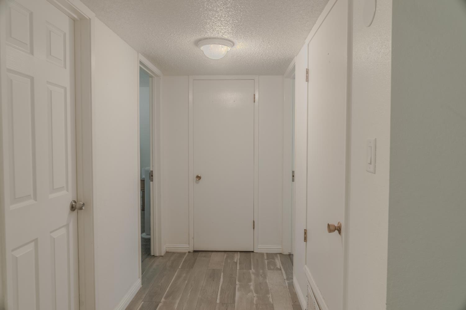712 W Sussex Way, Fresno, CA 93705