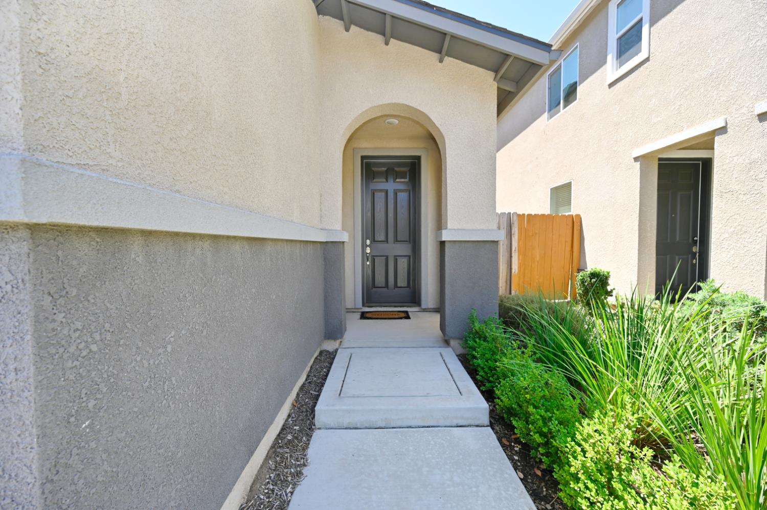 6429 E Moscato Dr, Fresno, CA 93727