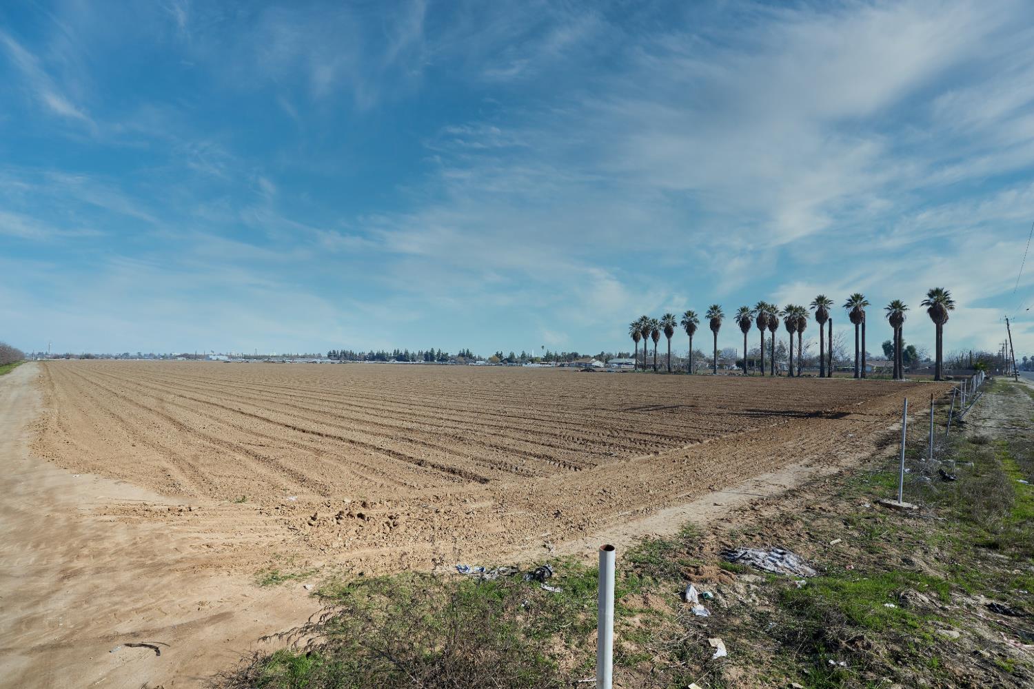 538 W North Ave, Fresno, CA 93706
