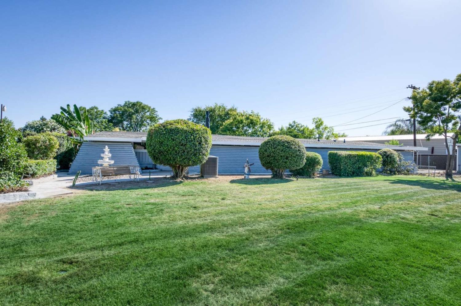 5512 E Ashlan Ave, Fresno, CA 93727