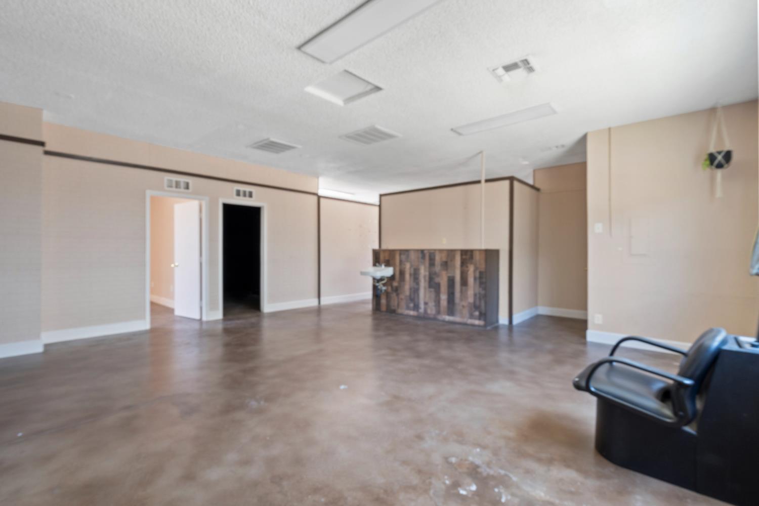 4141 E Gettysburg Ave, Fresno, CA 93726