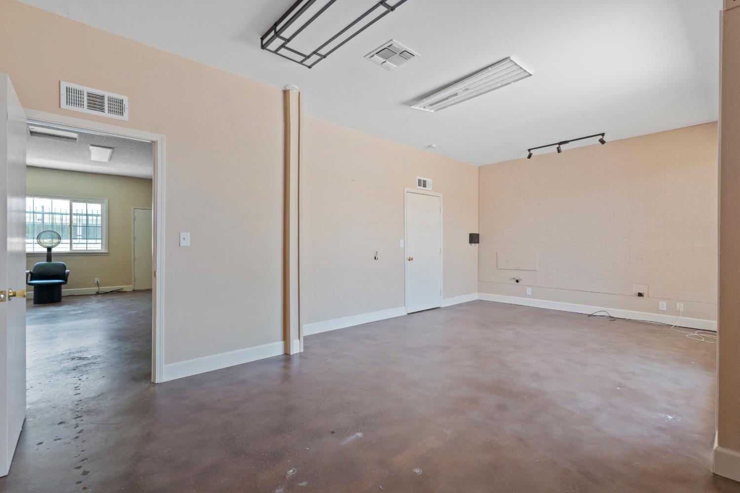 4141 E Gettysburg Ave, Fresno, CA 93726