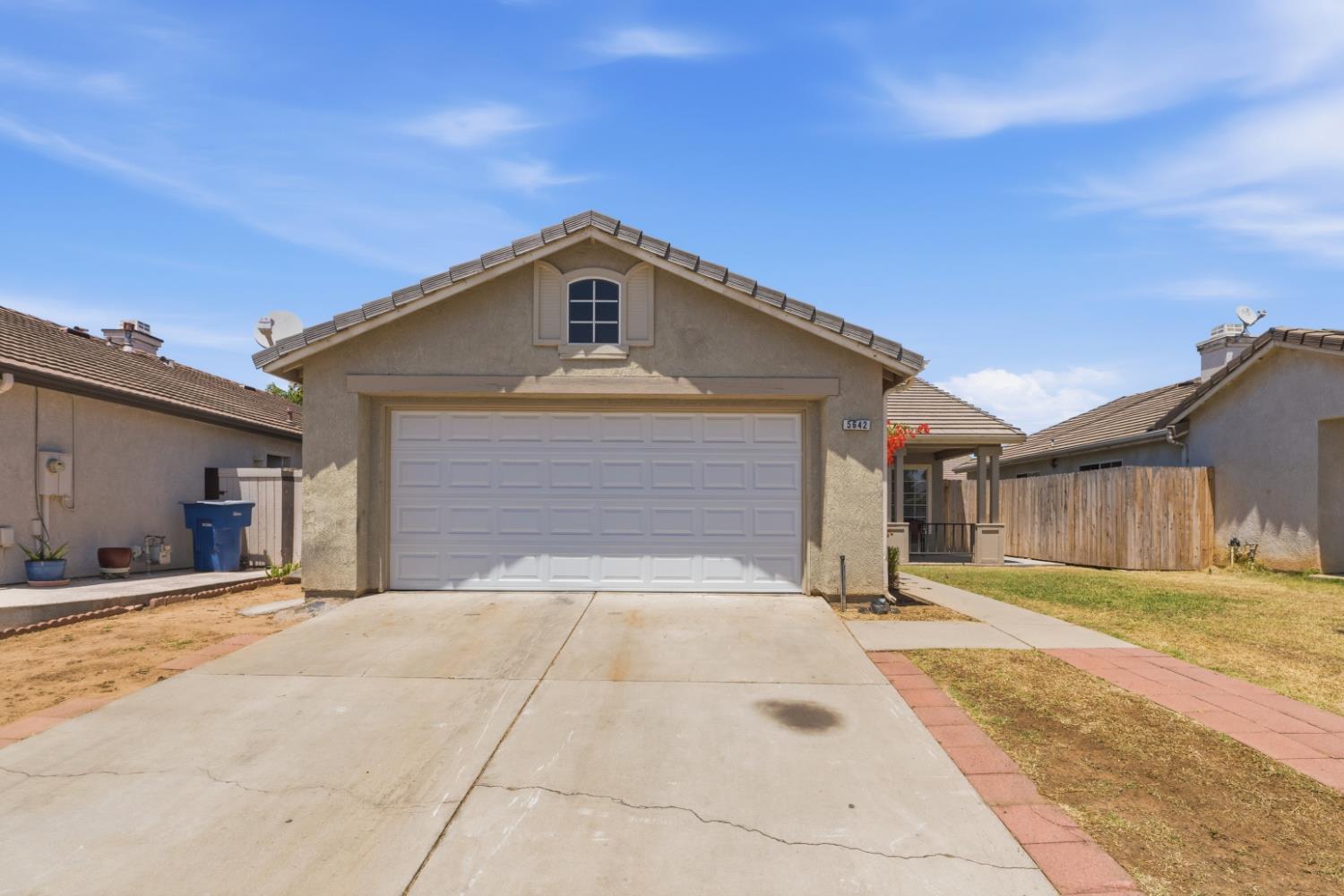 5642 W Donner Ave, Fresno, CA 93722