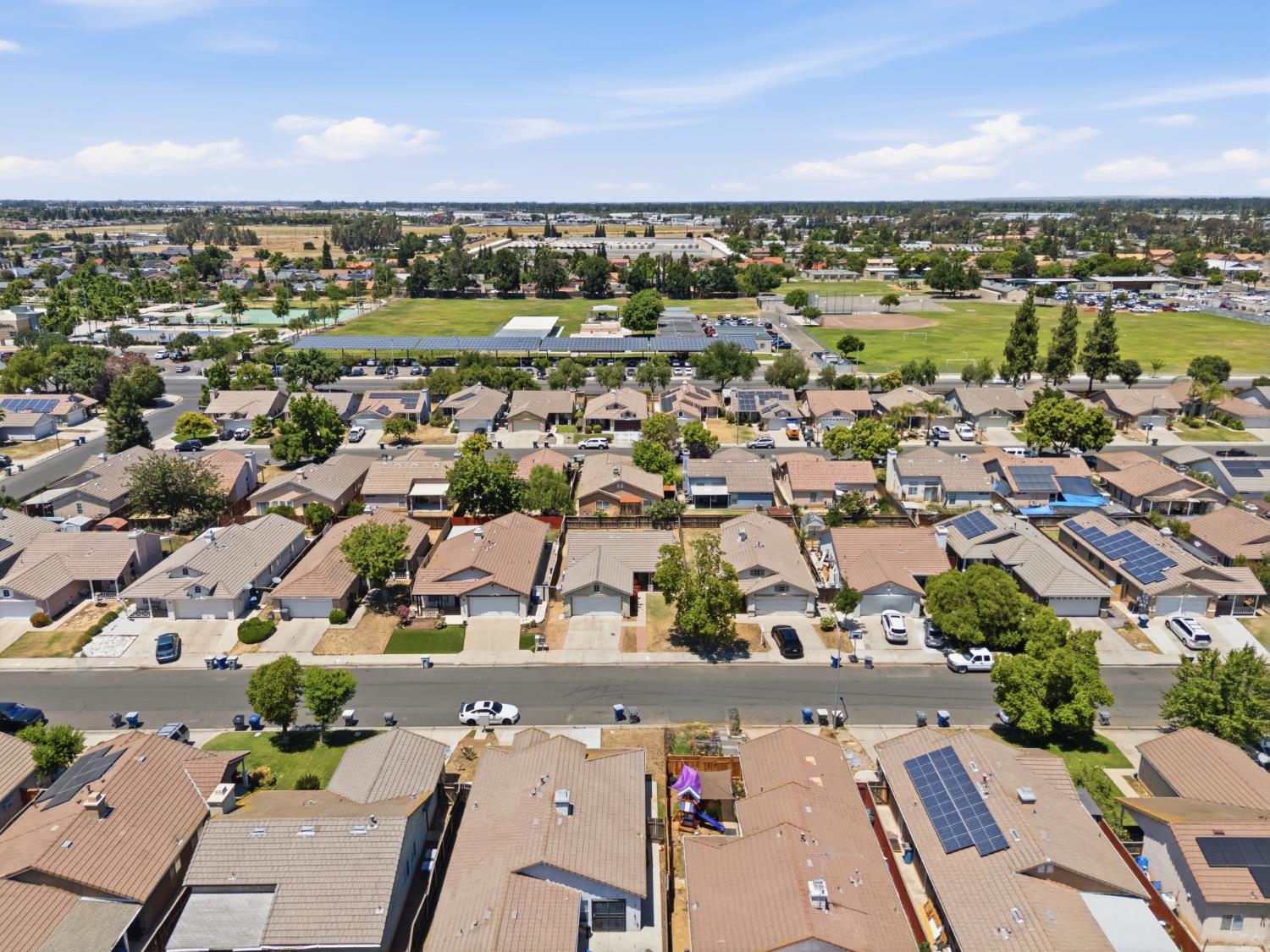 5642 W Donner Ave, Fresno, CA 93722