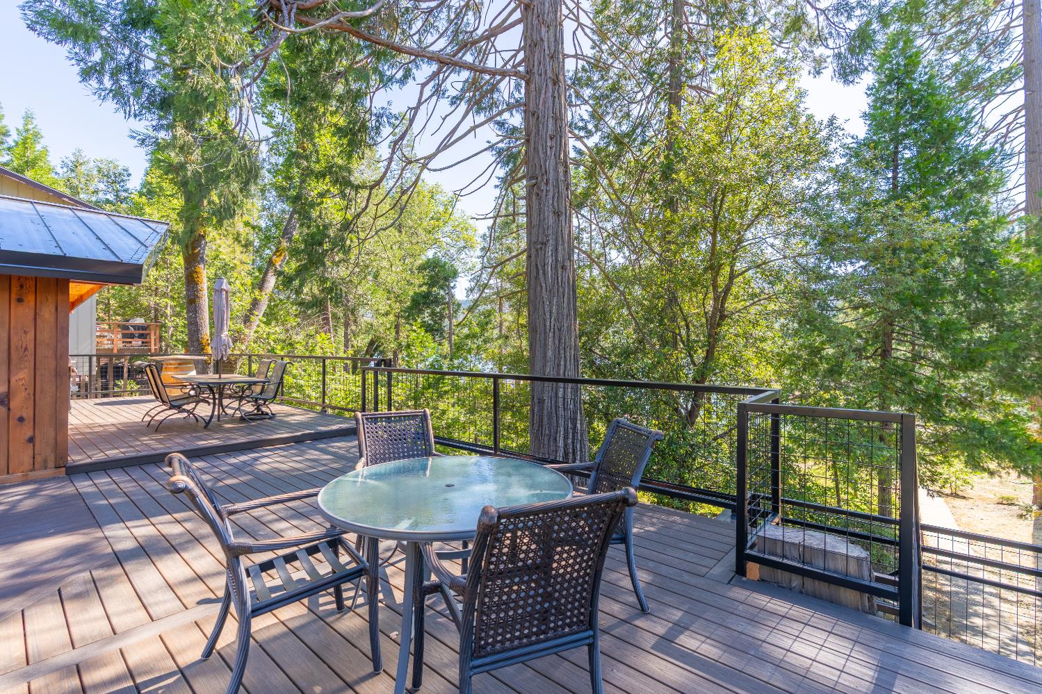 38954 Lake Point Ct, Bass Lake, CA 93604