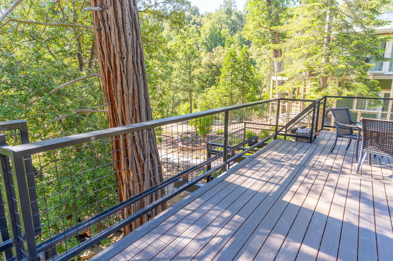 38954 Lake Point Ct, Bass Lake, CA 93604
