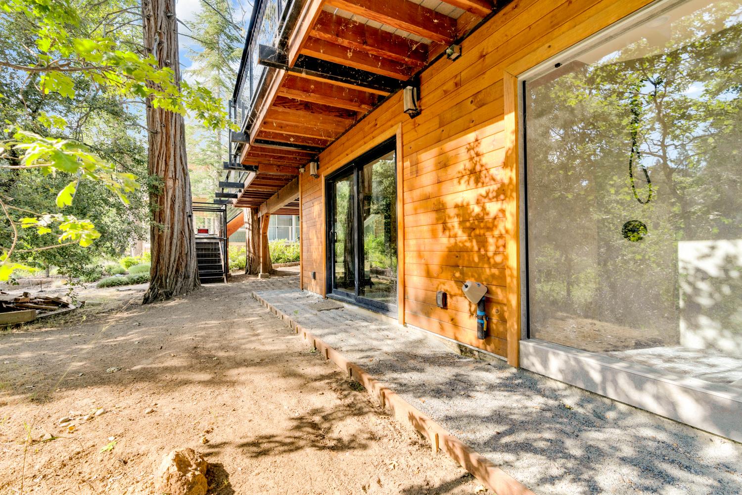 38954 Lake Point Ct, Bass Lake, CA 93604