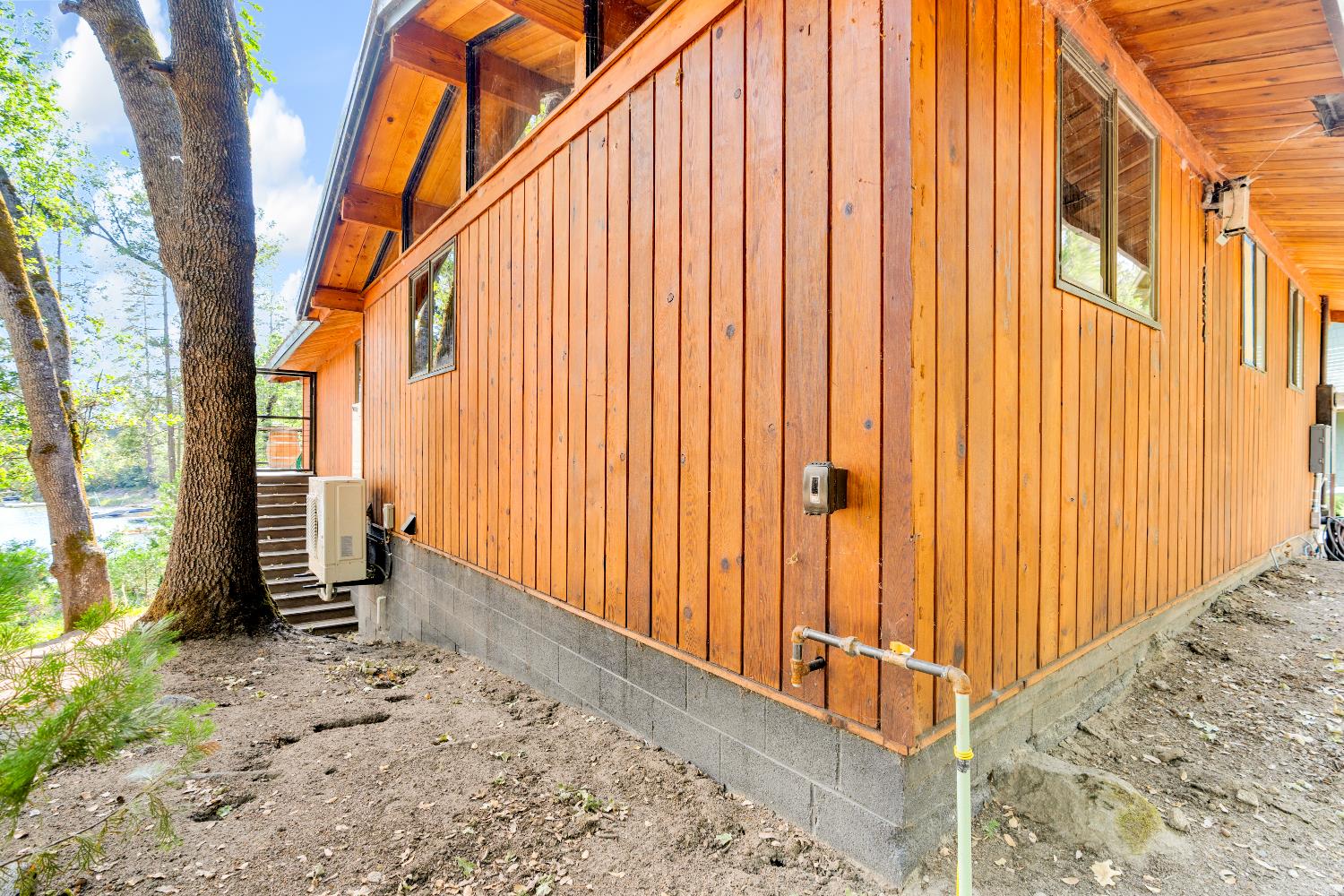 38954 Lake Point Ct, Bass Lake, CA 93604