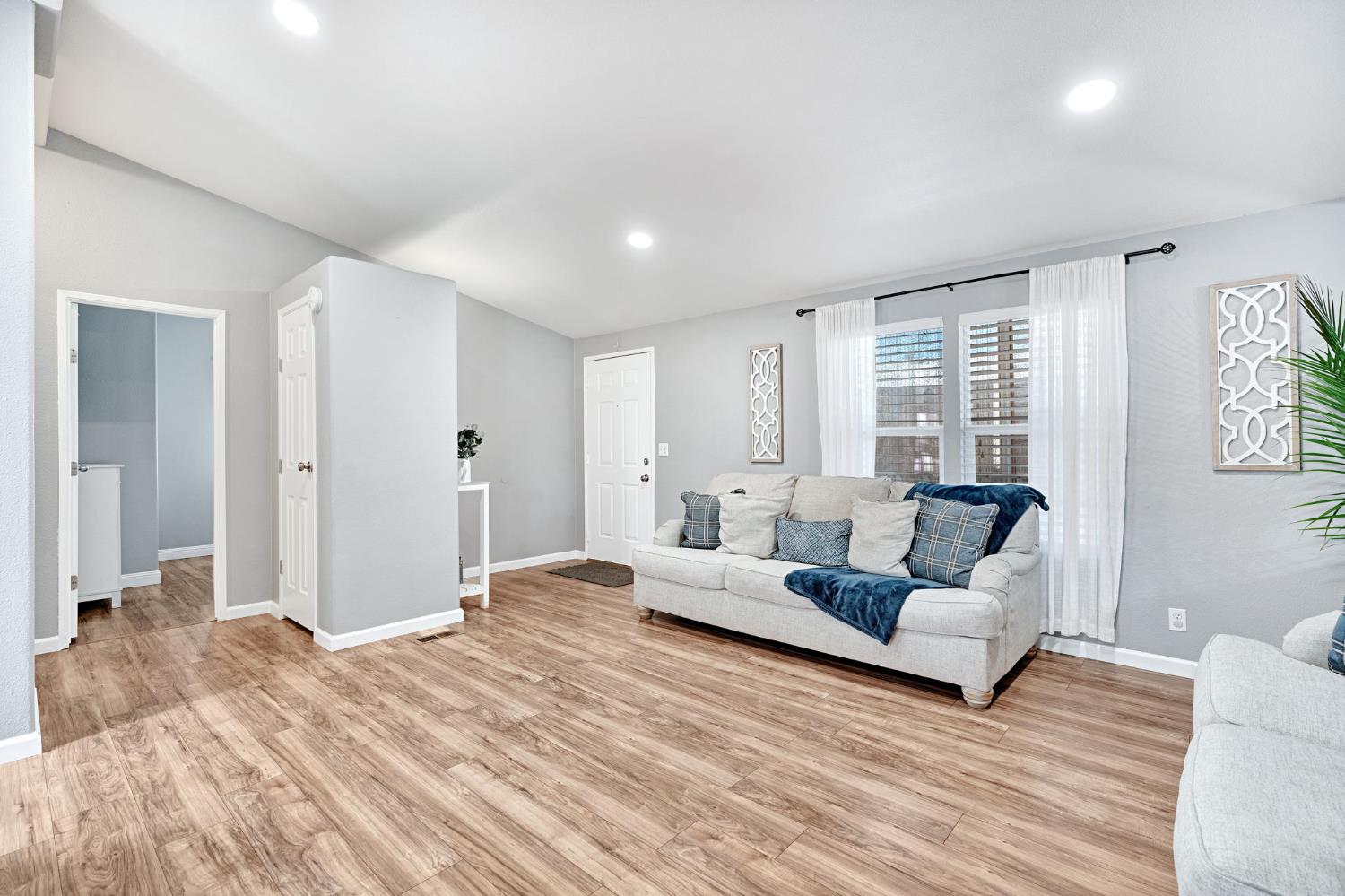 6450 N Winton Way #27, Winton, CA 95388