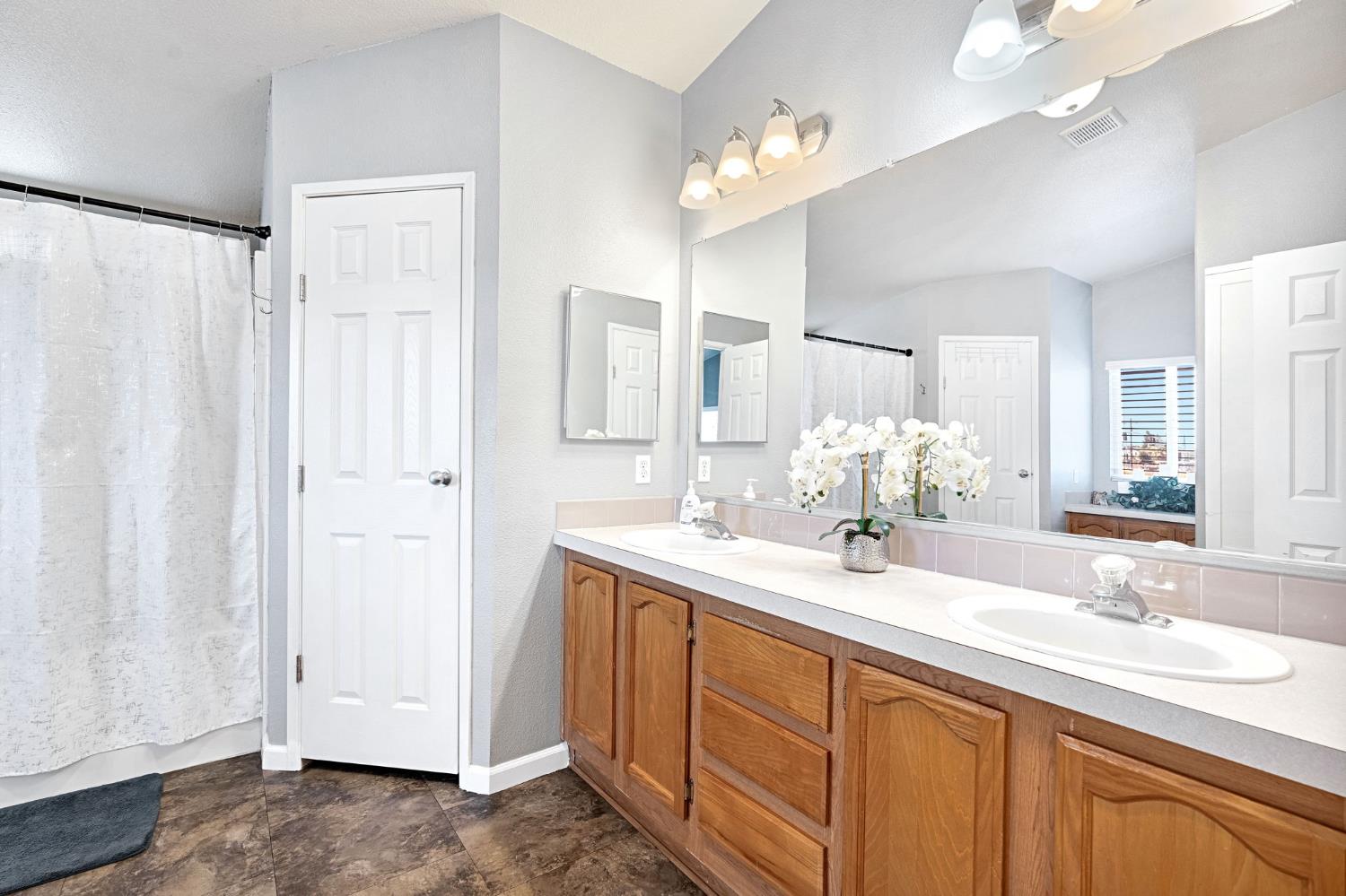 6450 N Winton Way #27, Winton, CA 95388