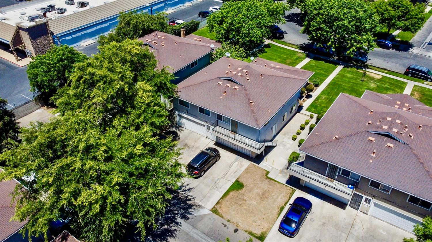 4989 N Holt Ave #103, Fresno, CA 93705
