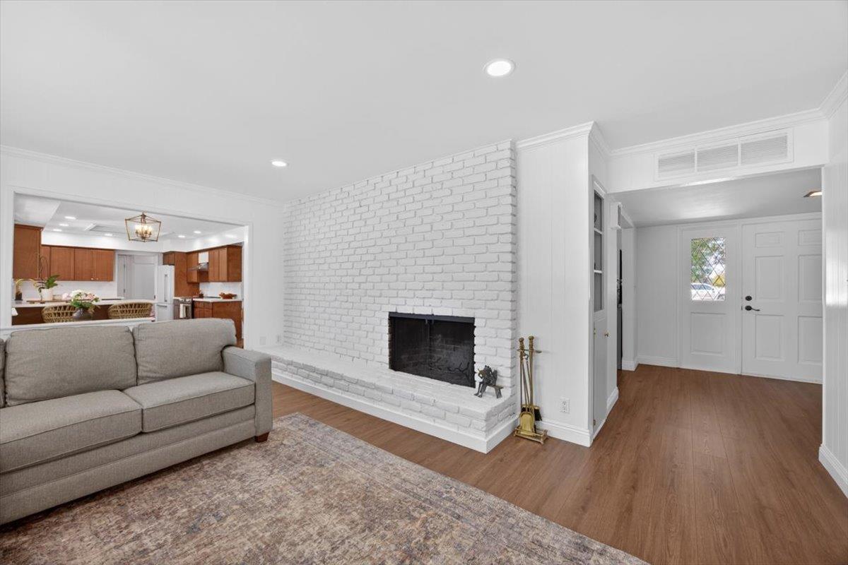 12583 Heather Lane, Clovis, CA 93619