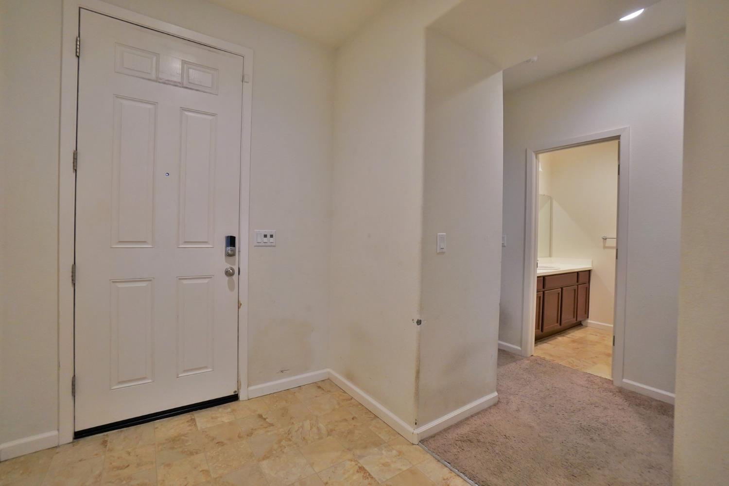 559 Ivory St, Lemoore, CA 93245