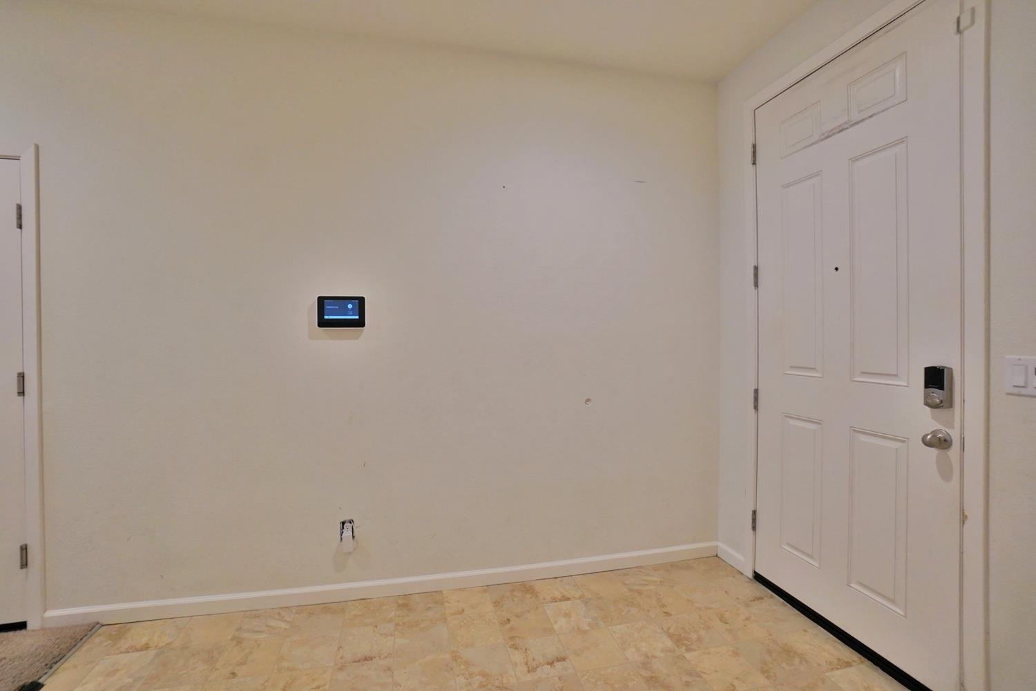 559 Ivory St, Lemoore, CA 93245