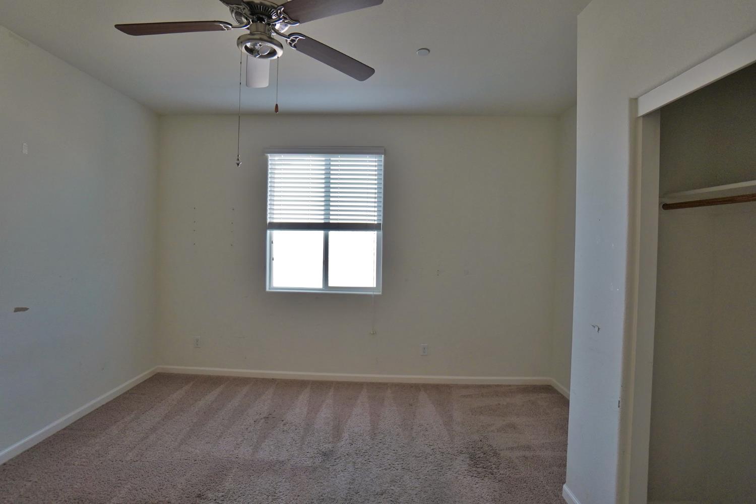 559 Ivory St, Lemoore, CA 93245