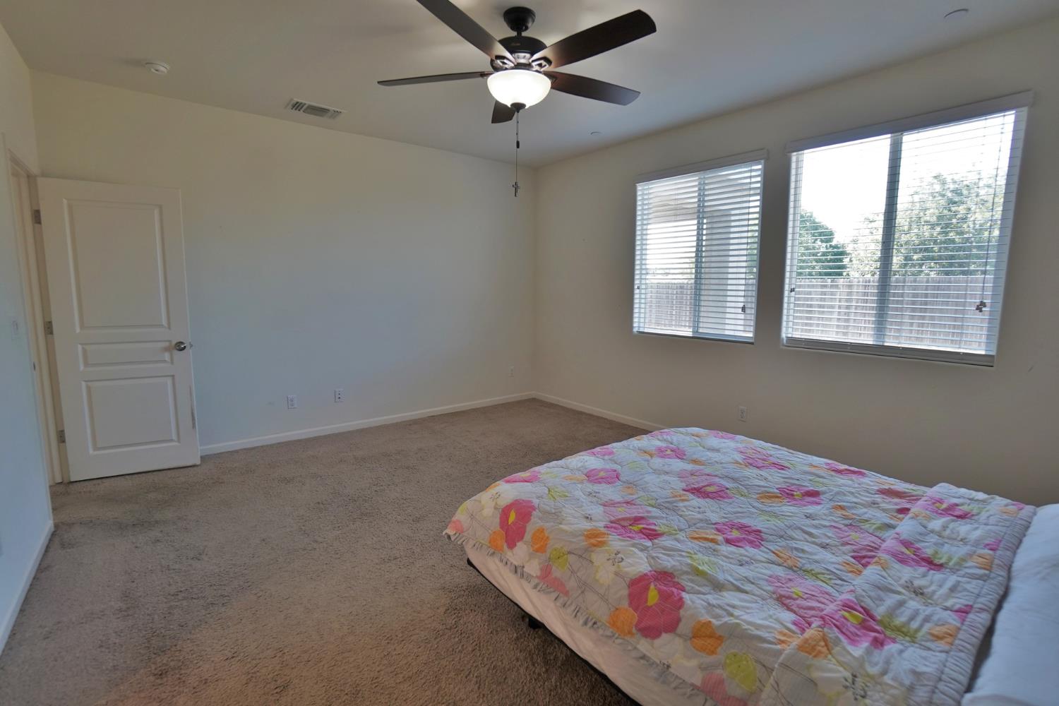 559 Ivory St, Lemoore, CA 93245