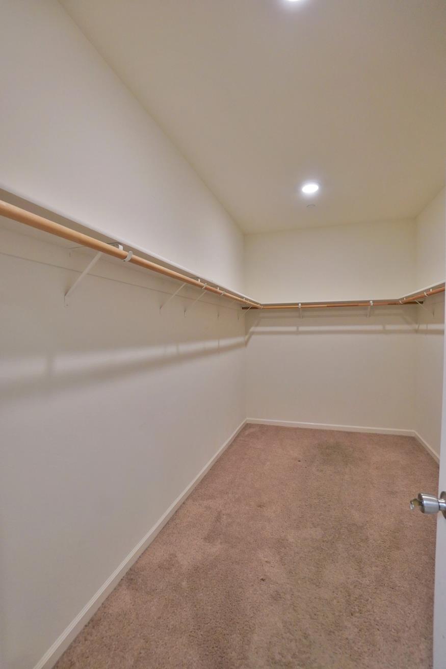 559 Ivory St, Lemoore, CA 93245