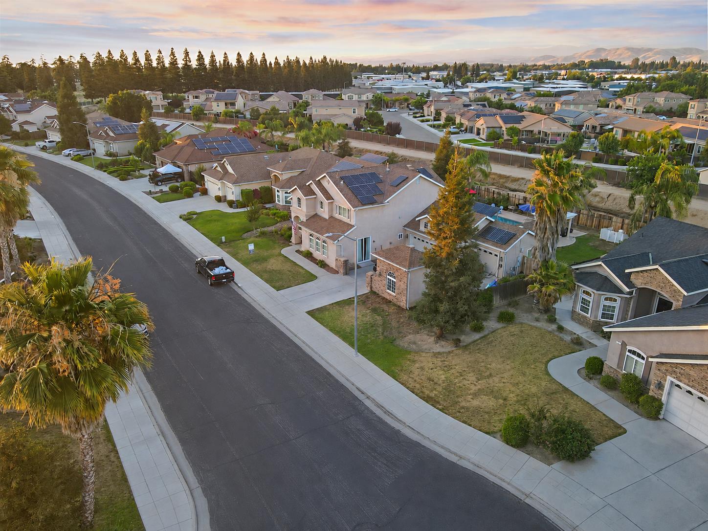 85 N Fairfax Ave, Clovis, CA 93612