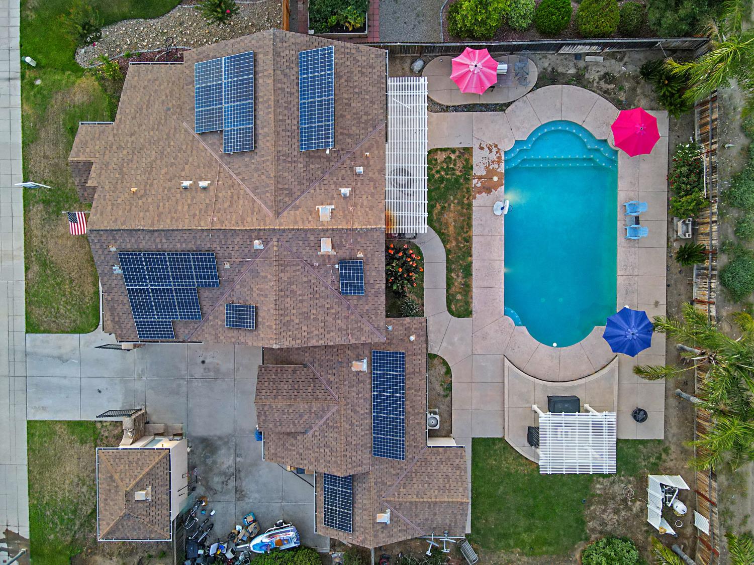 85 N Fairfax Ave, Clovis, CA 93612