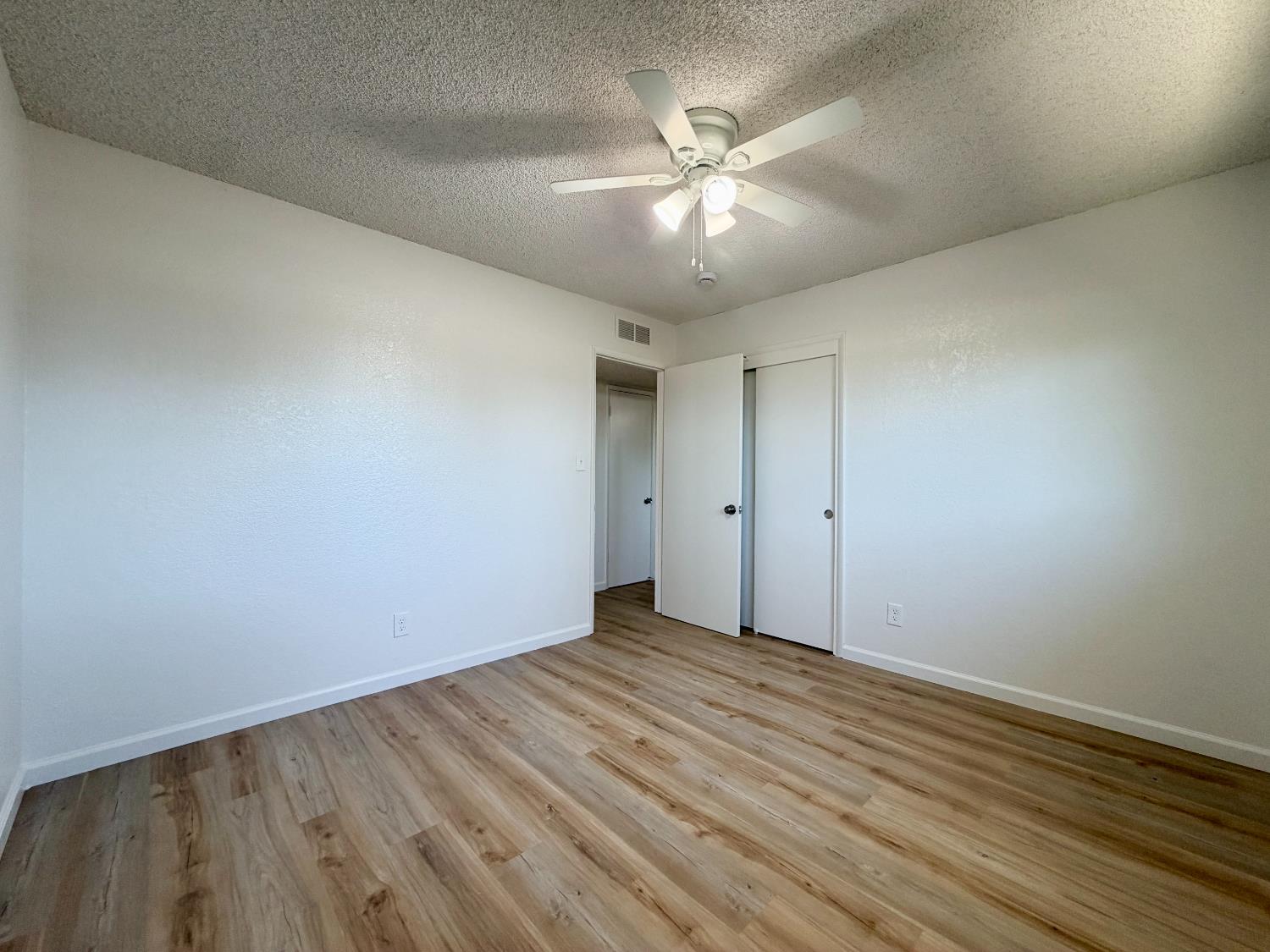 2096 E Sierra Ave, Fresno, CA 93710
