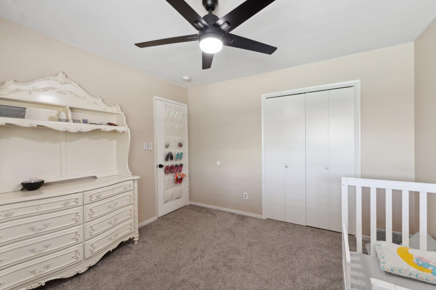 2051 E Fremont, Fresno, CA 93710
