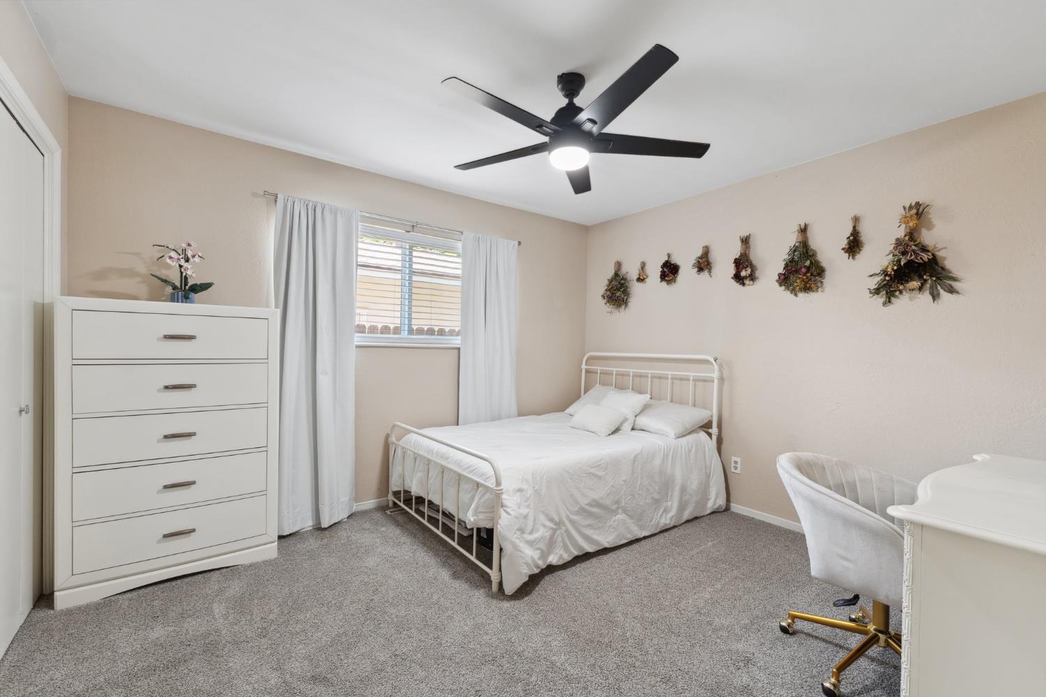 2051 E Fremont, Fresno, CA 93710