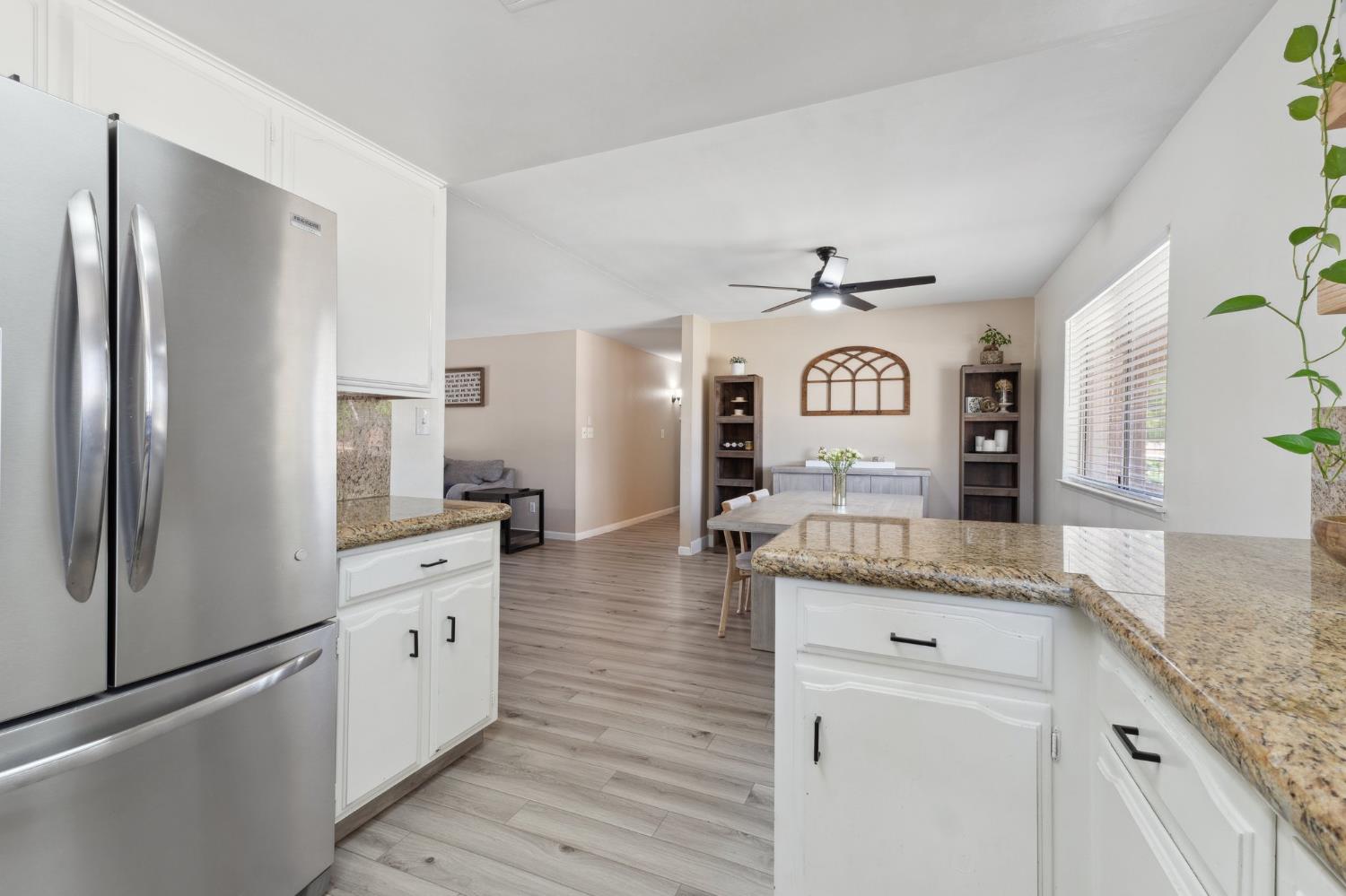2051 E Fremont, Fresno, CA 93710