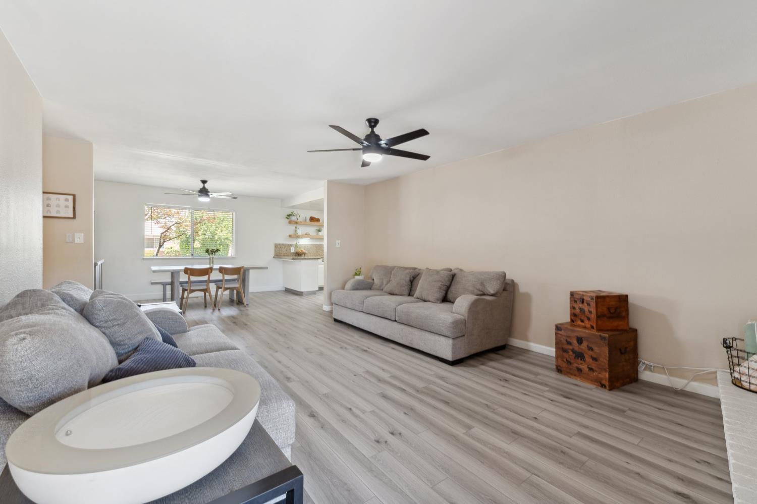 2051 E Fremont, Fresno, CA 93710