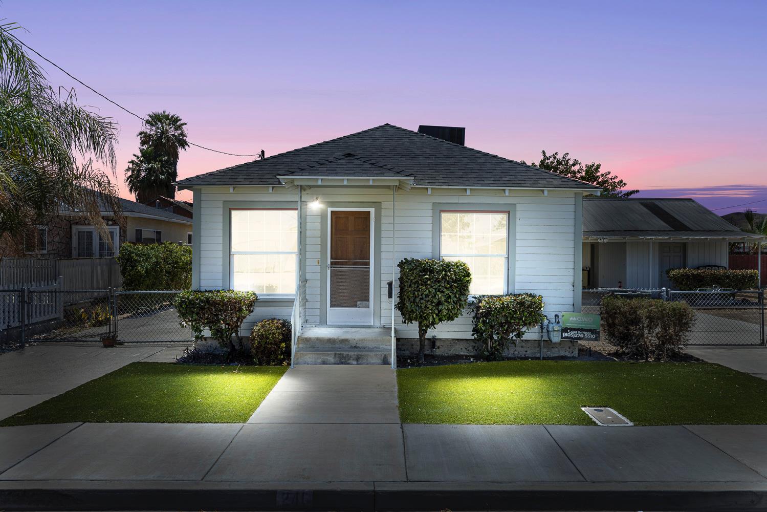 246 E Valley St, Coalinga, CA 93210
